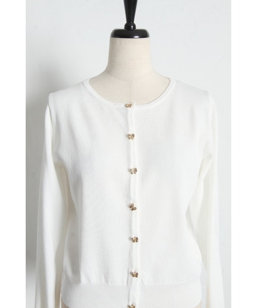 tocco closet(トッコ クローゼット)の「UVカット&接触冷感&ハンドウォッシュ♪リボンモチーフ釦カーディガン(カーディガン/ボレロ・レディース・オフホワイト/ブラック/ローズ・M)」の10枚目の写真