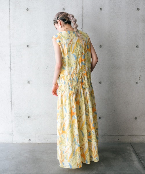 DOLLUPOOPS(ドールアップウップス)の「Botanical Bird Shirring Dress(ボタニカルバードシャーリングワンピース)(ワンピース・レディース・ブルー/イエロー・FREE)」の4枚目の写真