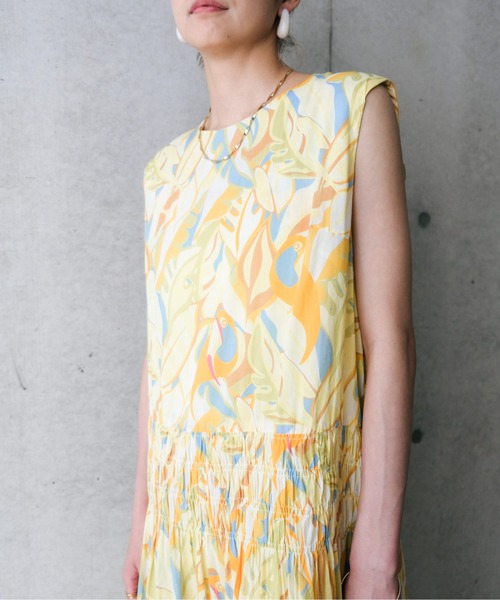 DOLLUPOOPS(ドールアップウップス)の「Botanical Bird Shirring Dress(ボタニカルバードシャーリングワンピース)(ワンピース・レディース・ブルー/イエロー・FREE)」の9枚目の写真