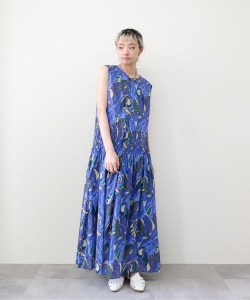 DOLLUPOOPS(ドールアップウップス)の「Botanical Bird Shirring Dress(ボタニカルバードシャーリングワンピース)(ワンピース・レディース・ブルー/イエロー・FREE)」の10枚目の写真