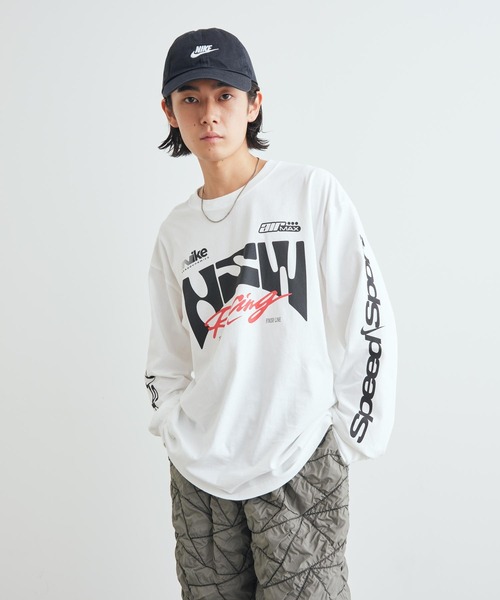NIKE(ナイキ)の「ナイキ スポーツウェア ロングスリーブ Tシャツ / Nike Sportswear Long-Sleeve T-Shirt IM3782-100 White(Tシャツ/カットソー・メンズ・ホワイト・XL/2XL/L/S/M)」の2枚目の写真