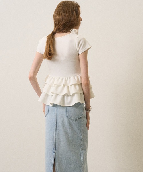 MIELI INVARIANT(ミエリインヴァリアント)の「Square Cut Peplum Tops(Tシャツ/カットソー・レディース・ホワイト/ブラック/ピンクベージュ・FREE)」の8枚目の写真