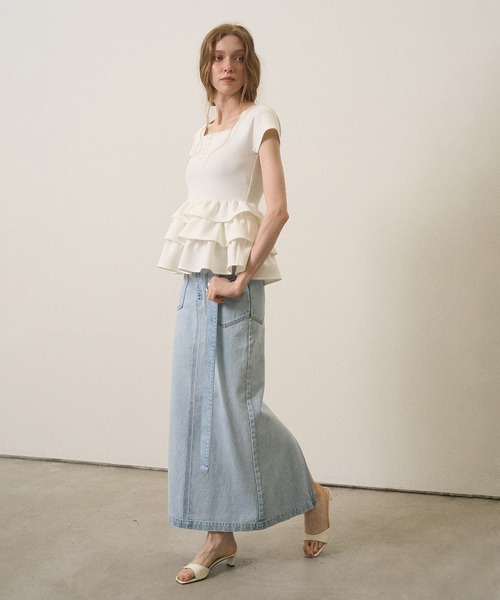 MIELI INVARIANT(ミエリインヴァリアント)の「Square Cut Peplum Tops(Tシャツ/カットソー・レディース・ホワイト/ブラック/ピンクベージュ・FREE)」の18枚目の写真