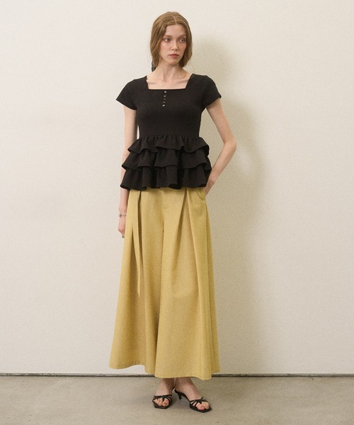 MIELI INVARIANT(ミエリインヴァリアント)の「Square Cut Peplum Tops(Tシャツ/カットソー・レディース・ホワイト/ブラック/ピンクベージュ・FREE)」の21枚目の写真