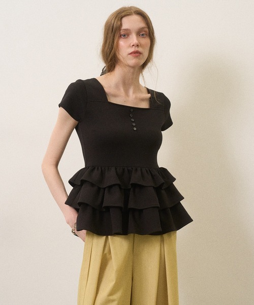 MIELI INVARIANT(ミエリインヴァリアント)の「Square Cut Peplum Tops(Tシャツ/カットソー・レディース・ホワイト/ブラック/ピンクベージュ・FREE)」の9枚目の写真