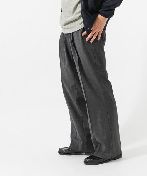 URBAN RESEARCH(アーバンリサーチ)の「TW SEMI FLARE SLACKS(スラックス・メンズ・チャコールグレー/ベージュ/ブラック・LARGE/MEDIUM)」の15枚目の写真