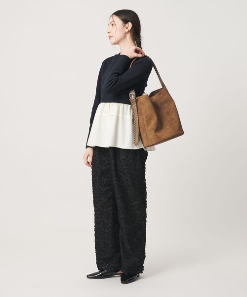 BEAUTY&YOUTH UNITED ARROWS(ビューティーアンドユースユナイテッドアローズ)の「レザーライク カガリハンドル ショルダーバッグ(ショルダーバッグ・レディース・モカ/ブラック・FREE)」の7枚目の写真