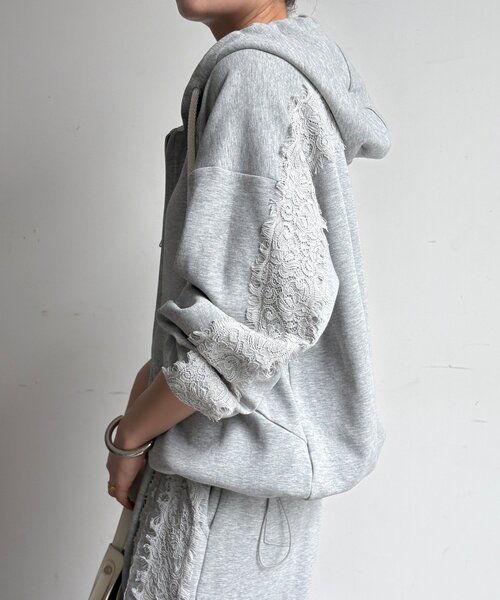 DouDou(ドゥドゥ)の「【WEB限定/セットアップ可能】ポンチレースパーカー(Tシャツ/カットソー・レディース・グレー/ブラック/オフホワイト・FREE)」の6枚目の写真