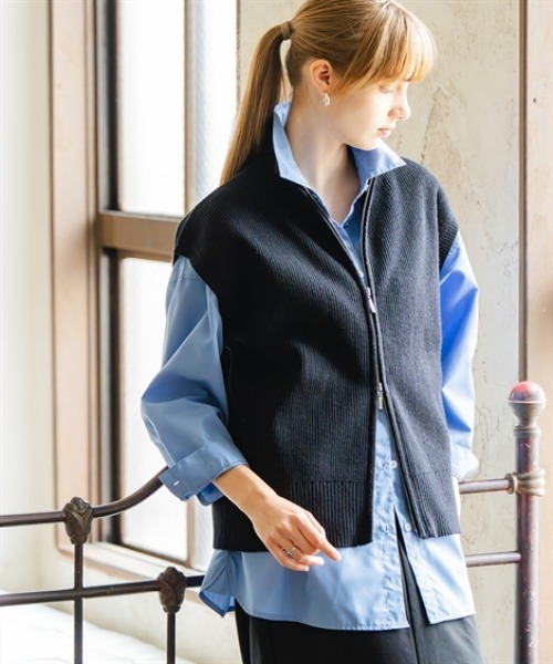 Maison INNESS(メゾンアイネス)の「ダブルジップニットベスト(ベスト・レディース・杢グレー/ブラック・S/M/L/LL/3L/4L/5L)」の3枚目の写真