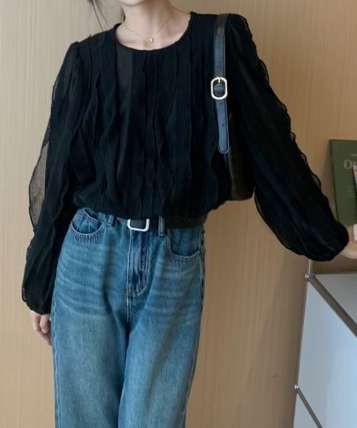 FLINEA(フリネア)の「クルーネックフリル長袖トップス(Tシャツ/カットソー・レディース・ホワイト/ブラック/ライトブラウン・FREE)」の3枚目の写真