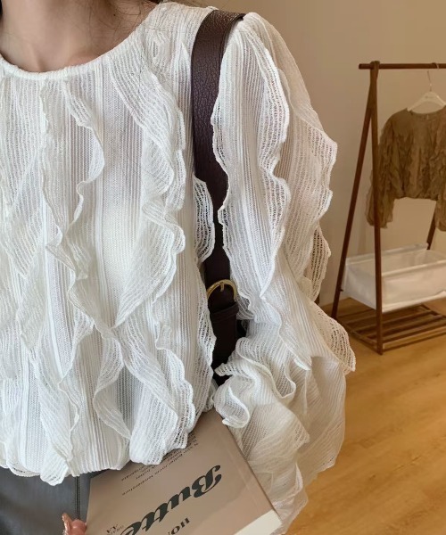 FLINEA(フリネア)の「クルーネックフリル長袖トップス(Tシャツ/カットソー・レディース・ホワイト/ブラック/ライトブラウン・FREE)」の17枚目の写真
