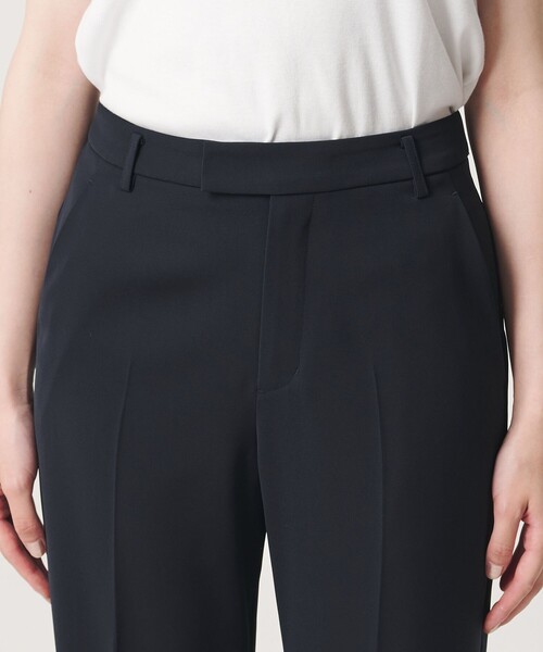 BEAUTY&YOUTH UNITED ARROWS（ビューティーアンドユースユナイテッドアローズ）の「【WEB限定 Wardrobe DAILY MINIMAL】ダブルクロス フレアパンツ ウォッシャブル（スラックス・レディース・ブラック/ネイビー・S/XS/L/M）」の4枚目の写真