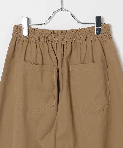 LEPSIM(レプシィム)の「裾ボタンイージーパンツAW 1066525(その他パンツ・レディース・カーキ/キャメル/ブラック・FREE)」の6枚目の写真