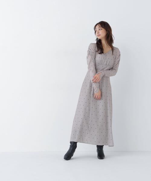 NATURAL BEAUTY BASIC(ナチュラルビューティーベーシック)の「ドットプリントワンピース(ワンピース・レディース・ベージュ系その他/ブルー系その他2・MEDIUM/SMALL)」の8枚目の写真