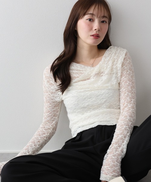 BLUEEAST(ブルーイースト)の「起毛レースドレープカットソー(Tシャツ/カットソー・レディース・ブラック/ブラウン/アイボリー・MEDIUM)」の11枚目の写真