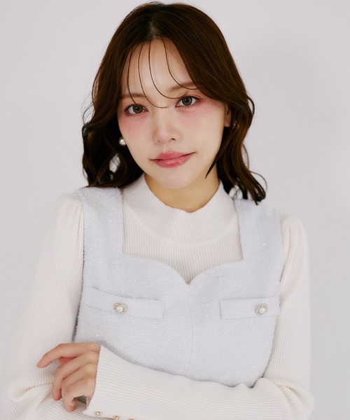 Suyunn(スユン)の「ビジュー付き美シルエットラメツイードジャンパースカート(ジャンパースカート・レディース・ブラック/ライトブルー・M)」の11枚目の写真