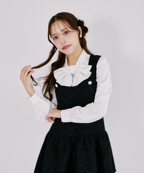 Suyunn(スユン)の「ビジュー付き美シルエットラメツイードジャンパースカート(ジャンパースカート・レディース・ブラック/ライトブルー・M)」の17枚目の写真