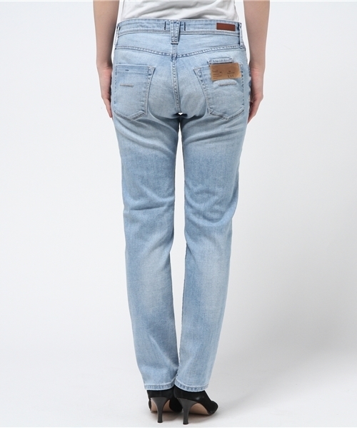 YANUK(ヤヌーク)の「YANUK LIGHTKAYデニムパンツ(デニムパンツ・レディース・ブルー・26/23/25/24)」の4枚目の写真