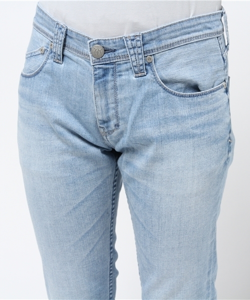 YANUK(ヤヌーク)の「YANUK LIGHTKAYデニムパンツ(デニムパンツ・レディース・ブルー・26/23/25/24)」の5枚目の写真