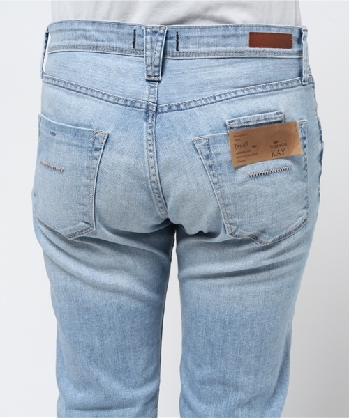 YANUK(ヤヌーク)の「YANUK LIGHTKAYデニムパンツ(デニムパンツ・レディース・ブルー・26/23/25/24)」の6枚目の写真