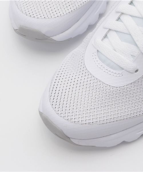 NIKE（ナイキ）の「NIKE AIRMAX インビガー◆（スニーカー・レディース・ホワイト/ブラック・37.5/36/37/38/35.5/36.5）」の9枚目の写真