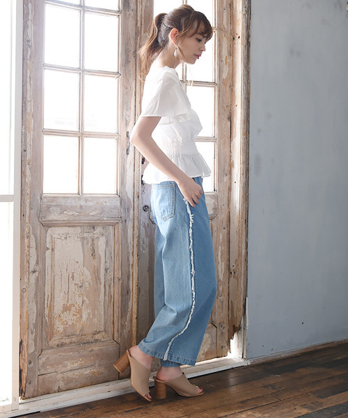 Luz Llena（ラズレナ）の「[綿100%]サイドフリンジ・ワイドデニムパンツ（デニムパンツ・レディース・サックスブルー/ブルー・MEDIUM）」の7枚目の写真