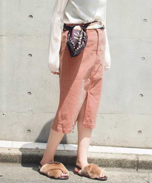 Spick & Span（スピックアンドスパン）の「コーデュロイタイトスカート