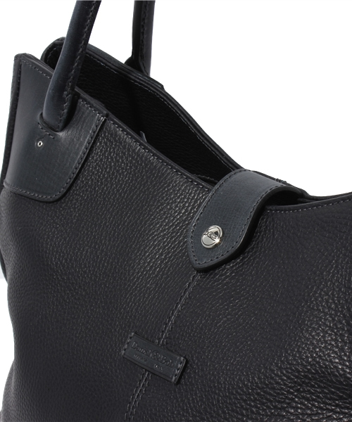 NANO universe（ナノユニバース）の「Daniel & Bob ダニエル＆ボブ