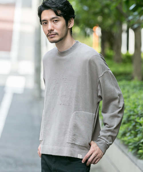 URBAN RESEARCH Sonny Label(アーバンリサーチサニーレーベル)の「MAGIC NUMBER×Sonny Label Over Dye Stitch Sweat(スウェット・メンズ・ネイビー/グレー・MEDIUM/LARGE)」の1枚目の写真