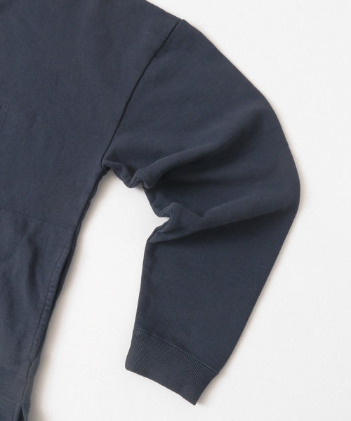 URBAN RESEARCH Sonny Label(アーバンリサーチサニーレーベル)の「MAGIC NUMBER×Sonny Label Over Dye Stitch Sweat(スウェット・メンズ・ネイビー/グレー・MEDIUM/LARGE)」の5枚目の写真