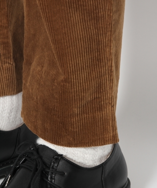GLOBAL WORK(グローバルワーク)の「ストレッチコーデュロイワイドパンツ(その他パンツ・メンズ・ネイビー/グリーン/ブラウン・MEDIUM/LARGE/SMALL)」の12枚目の写真