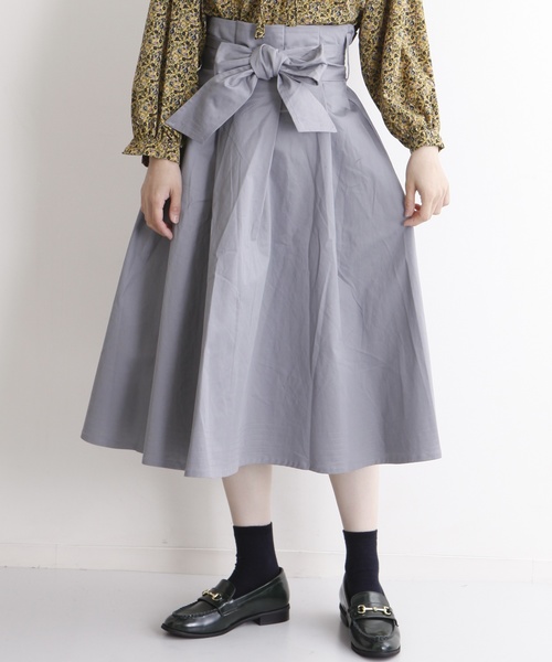 MERLOT（メルロー）の「ウエストリボンタックフレアスカート1105（スカート・レディース・ベージュ/カーキ/ブラック/グレー・FREE）」の3枚目の写真