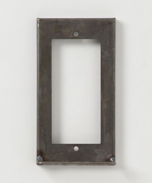a.depeche(アデペシュ)の「iron hang bar switch plate wide / アイアンスウィッチプレート(インテリア雑貨・レディース・アンティークシルバー・FREE)」の4枚目の写真