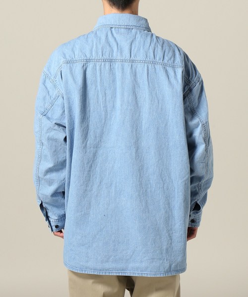 C.E（シーイー）の「CE / シーイー WASHED SHIRS デニムジャケット（ブルゾン・メンズ・サックスブルー・LARGE/MEDIUM）」の3枚目の写真