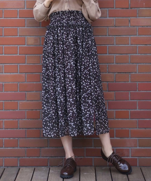 one after another NICE CLAUP（ワンアフターアナザーナイスクラップ）の「柄アソートシフォンスカート（スカート・レディース・ブラック系その他/ブラウン系その他/ベージュ系その他/レッド系その他・FREE）」の3枚目の写真