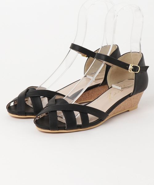 KOBE LETTUCE(コウベレタス)の「カッティングベルトパンプス(パンプス・レディース・ベージュ/キャメル/ブラック/イエロー系その他/ブルー系その他/パイソン・L/LL/M/S)」の9枚目の写真