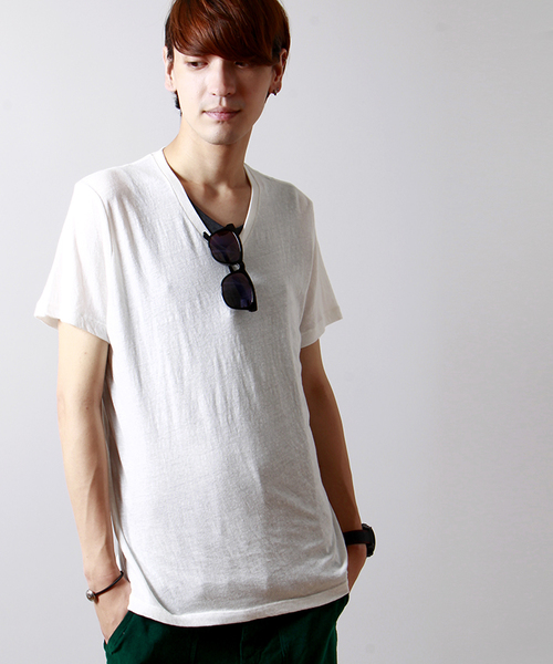 WEGO（ウィゴー）の「WEGO/Vネック半袖Tシャツ（Tシャツ/カットソー・メンズ・ホワイト/ライトグレー/グリーン/レッド/ブルー/ライトイエロー/サックスブルー・LARGE/SMALL/MEDIUM）」の2枚目の写真