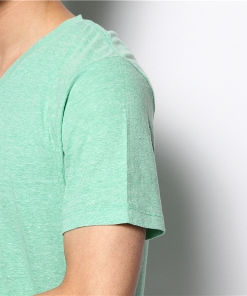 WEGO（ウィゴー）の「WEGO/Vネック半袖Tシャツ（Tシャツ/カットソー・メンズ・ホワイト/ライトグレー/グリーン/レッド/ブルー/ライトイエロー/サックスブルー・LARGE/SMALL/MEDIUM）」の12枚目の写真