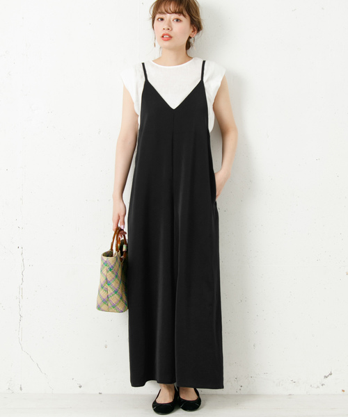 URBAN RESEARCH Sonny Label(アーバンリサーチサニーレーベル)の「Vネックスカーチョサロペット(サロペット/オーバーオール)」|ブラック