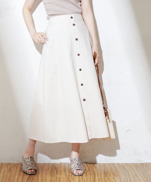 natural couture（ナチュラルクチュール）の「フロント釦ヤシ柄スカート（スカート・レディース・オレンジ/ブルー系その他/オレンジ系その他/ライトベージュ・FREE）」の7枚目の写真