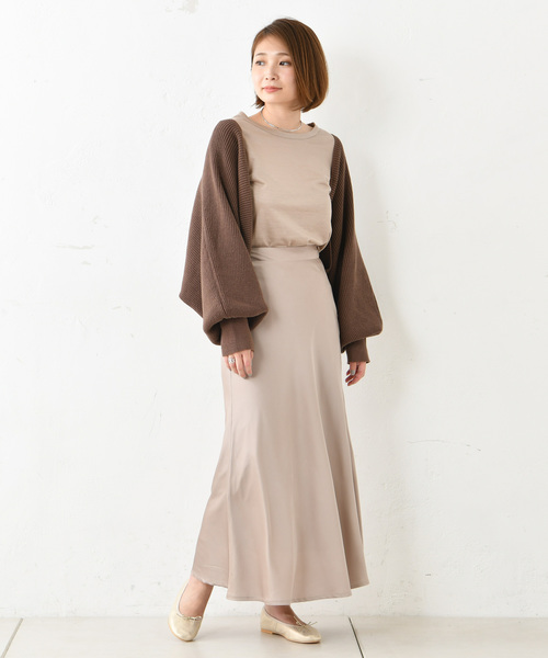 DouDou（ドゥドゥ）の「サテンマキシスカート（スカート・レディース・アイボリー/キャメル/ピンクベージュ・FREE）」の4枚目の写真