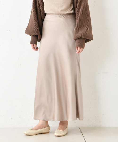 DouDou（ドゥドゥ）の「サテンマキシスカート（スカート・レディース・アイボリー/キャメル/ピンクベージュ・FREE）」の7枚目の写真