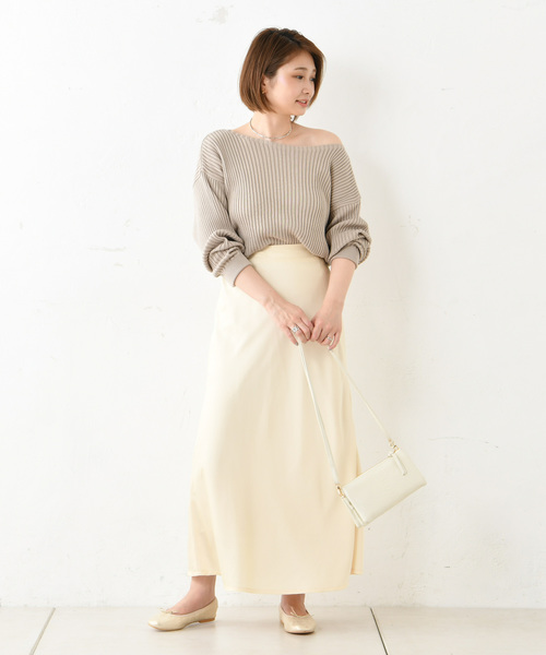 DouDou（ドゥドゥ）の「サテンマキシスカート（スカート・レディース・アイボリー/キャメル/ピンクベージュ・FREE）」の12枚目の写真