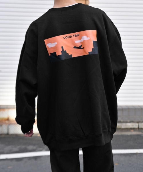 kutir(クティール)の「飛行機プリント刺繍裏起毛スウェット(スウェット・メンズ・ブラック/オフホワイト/ライトブルー・MEDIUM/LARGE/SMALL)」の2枚目の写真