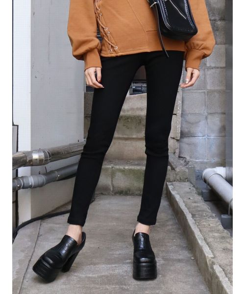 EMODA（エモダ）の「【ELDER】NUDEジャストウエストデニム（デニムパンツ・レディース・ブラック/インディゴブルー/ブルー・SMALL/MEDIUM/X-SMALL）」の2枚目の写真