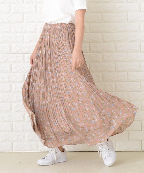 Lace Ladies（レースレディース）の「花柄 細プリーツ ロング フレア スカート（スカート・レディース・ホワイト/ブラック/ブルー/ピンク・FREE）」の4枚目の写真