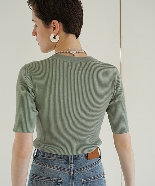 CLANE(クラネ)の「【CLANE(クラネ)】H/Nリブニットトップス(Tシャツ/カットソー・レディース・ホワイト/ブラック/ベージュ/グリーン・1)」の4枚目の写真