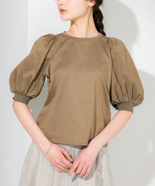 STUDIOUS(ステュディオス)の「【STUDIOUS】ボリュームスリーブカットソー(Tシャツ/カットソー・レディース・ホワイト/ブラック/ブラウン・FREE)」の17枚目の写真