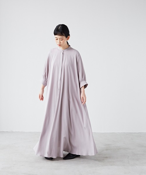 Libra Cue(リブラ キュー)の「Libra ボリュームマキシワンピース(ワンピース・レディース・ライトグレー/ベージュ/ネイビー・FREE)」の4枚目の写真