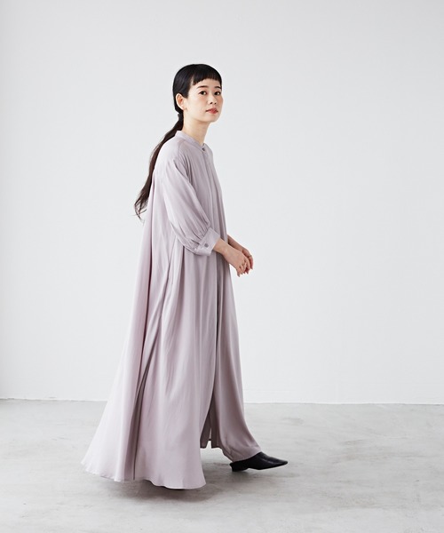 Libra Cue(リブラ キュー)の「Libra ボリュームマキシワンピース(ワンピース・レディース・ライトグレー/ベージュ/ネイビー・FREE)」の5枚目の写真